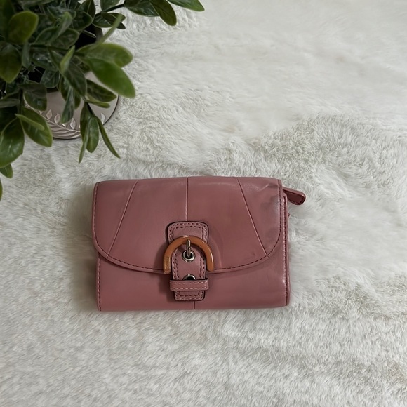 Coach Handbags - Coach Wallet
